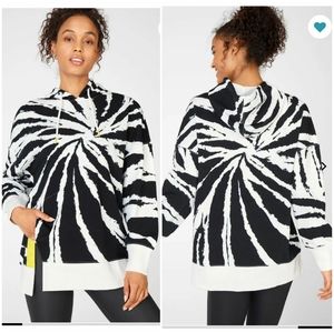 ●SOLD●Fabletics Jasmine Side Slit Pullover 1X